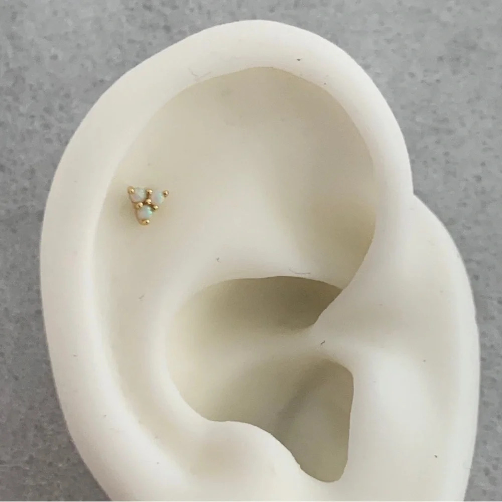 COPY - COPY - Gold Opal Crystal Flower Mini Micro Cartilage Earring